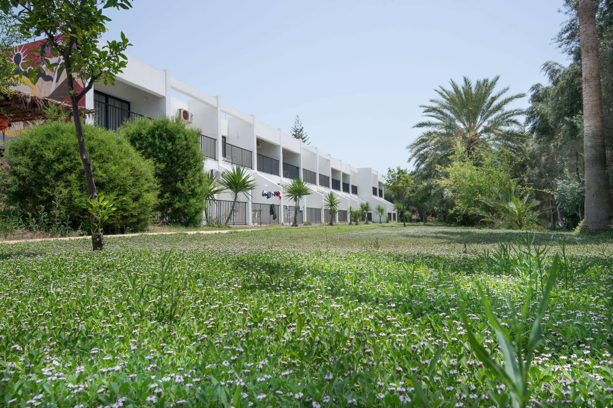 Kkaras Hotel 3 Star Agia Napa Exterior foto