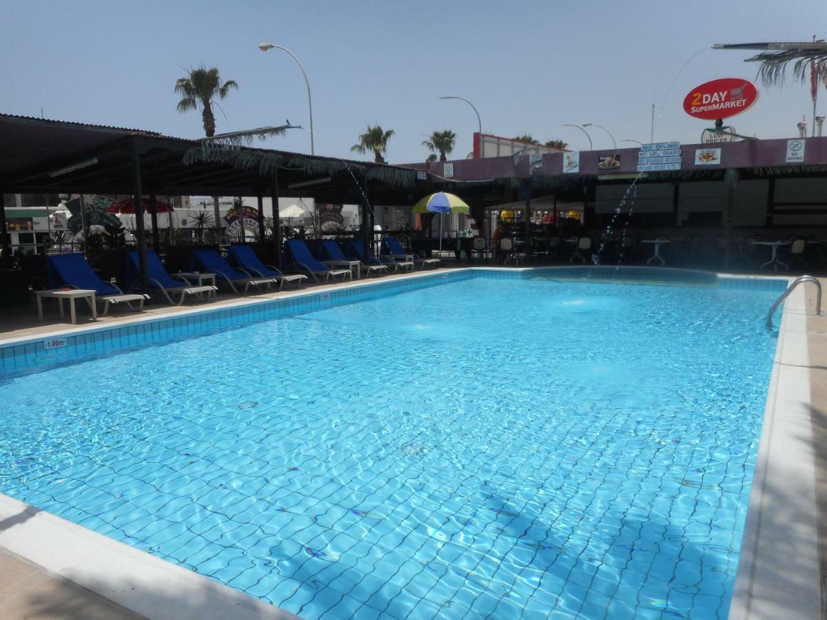 Kkaras Hotel 3 Star Agia Napa Exterior foto